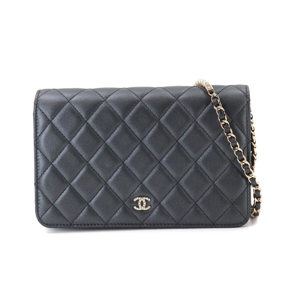 CHANEL Gray Pearl Lambskin Leather Wallet